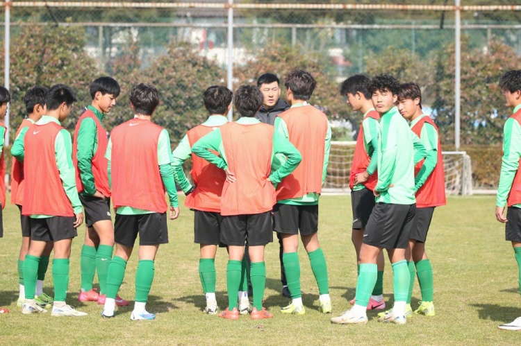  浙江U18、U16兩隊已前往日本橫濱和琦玉，進(jìn)行為期約10天的拉練