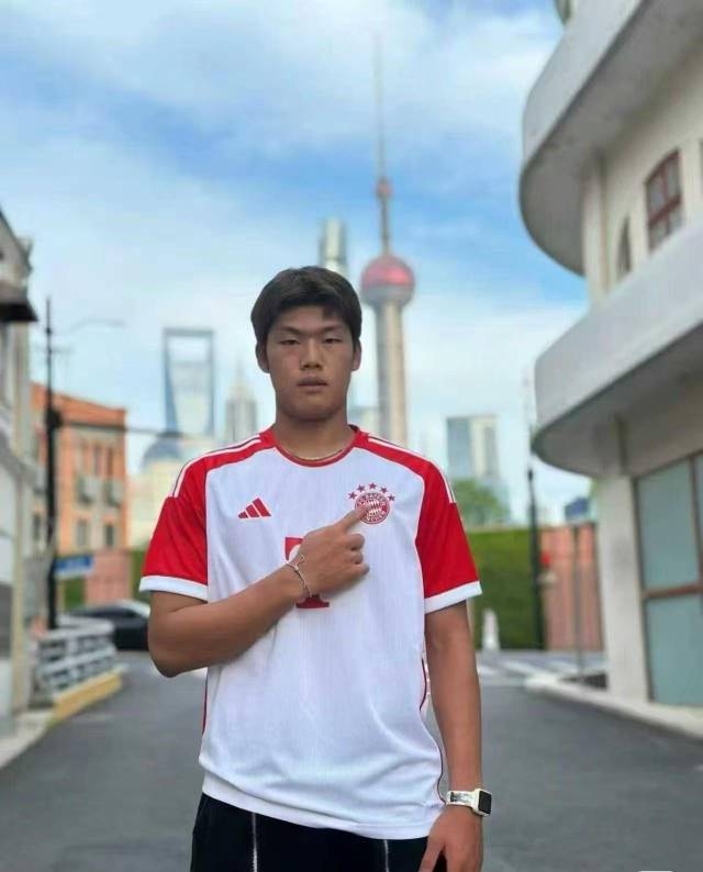  記者：郭嘉璇哥哥稱北京足協(xié)已解決轉運問題，大使館回應持續(xù)幫助