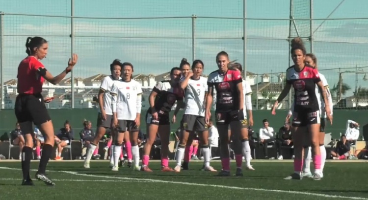  唐佳麗梅開二度、邵子欽破門，中國女足3-2擊敗Alhama俱樂部女足