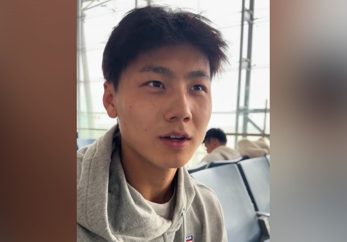  為何半場過后不久被換下？毛偉杰：兩條腿特別緊，李導(dǎo)怕我受傷