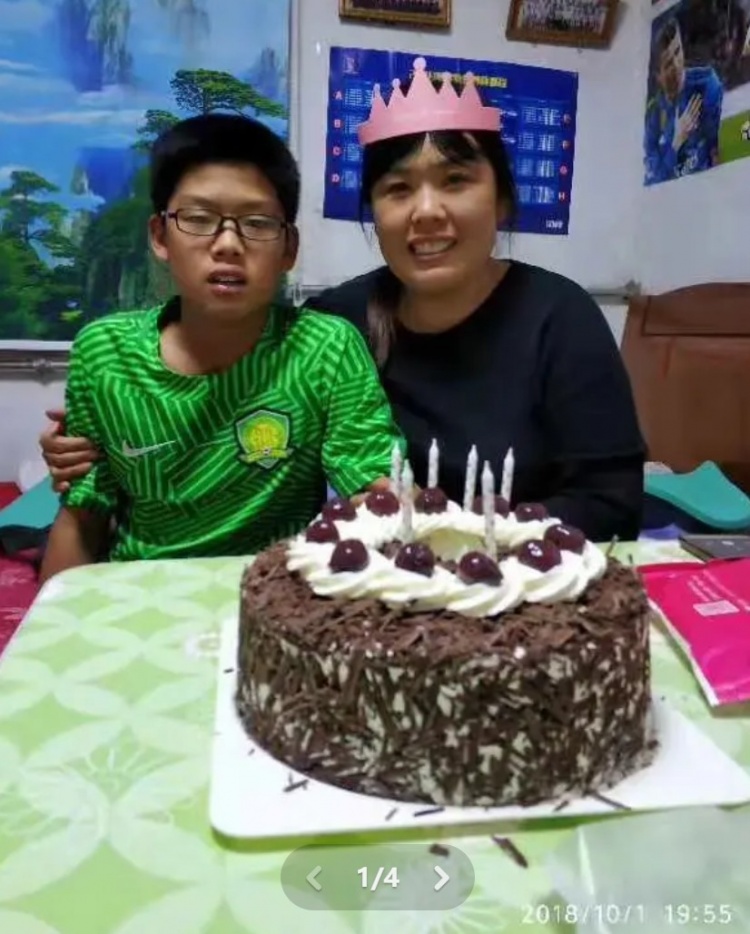 郭嘉璇母親曬照悼念兒子：璇兒生日快樂，希望天堂幸福