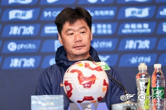  李霄鵬：希望明天比賽能打出一些新的東西，取得一個(gè)好的結(jié)果