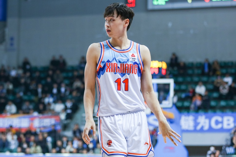  中規(guī)中矩！齊麟8中4拿到15分6籃板 有4失誤&正負值-10