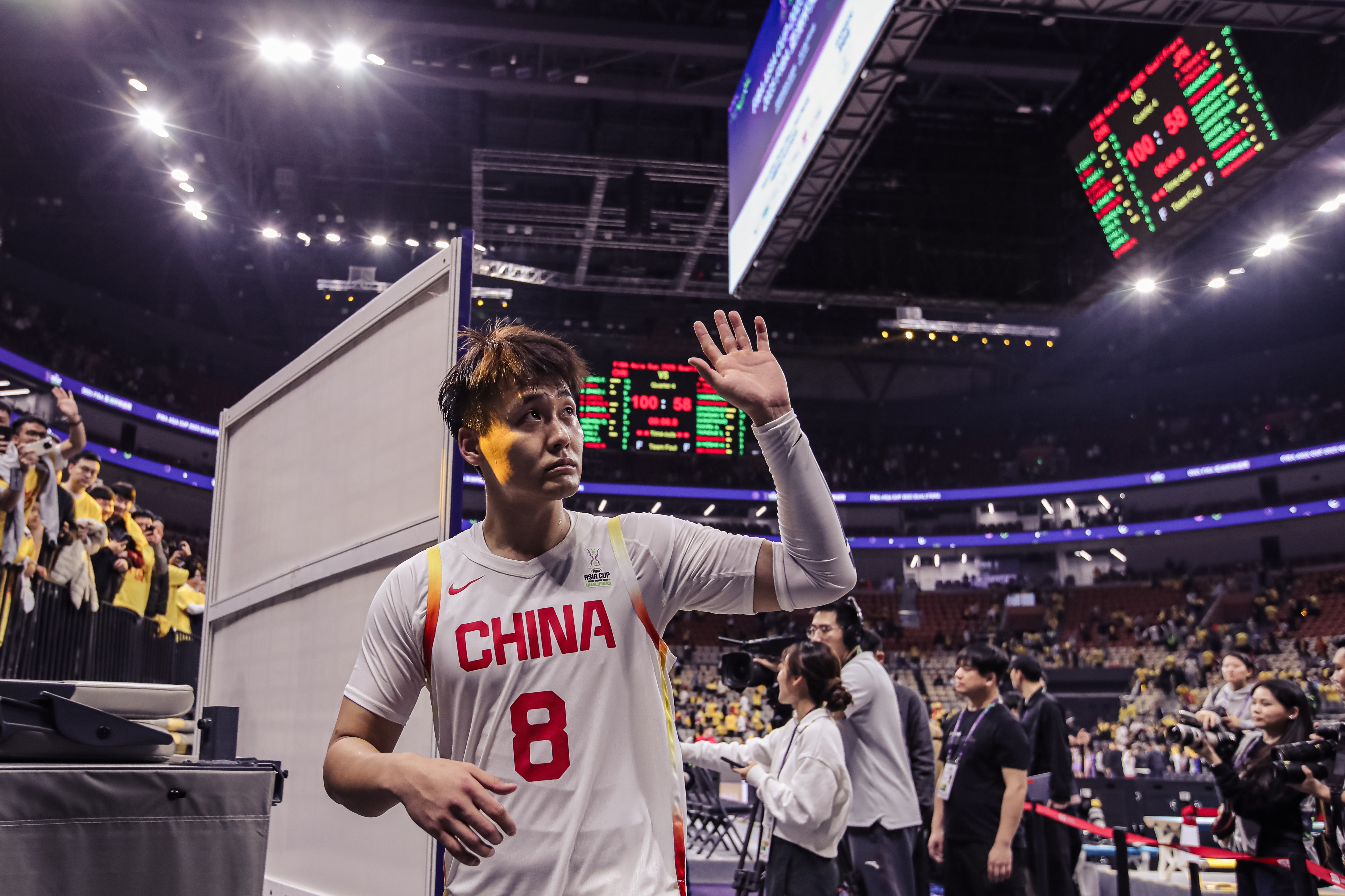  奠定基調！趙睿三分4中3攻下15+5+5 次節(jié)連得10分帶隊拉開分差