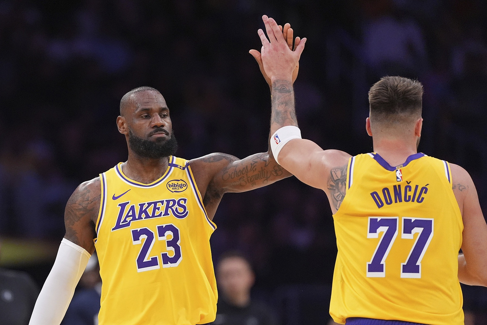  ESPN只聊湖勇？A-史密斯：巴克利是媒體人但根本不懂人們愛看什么