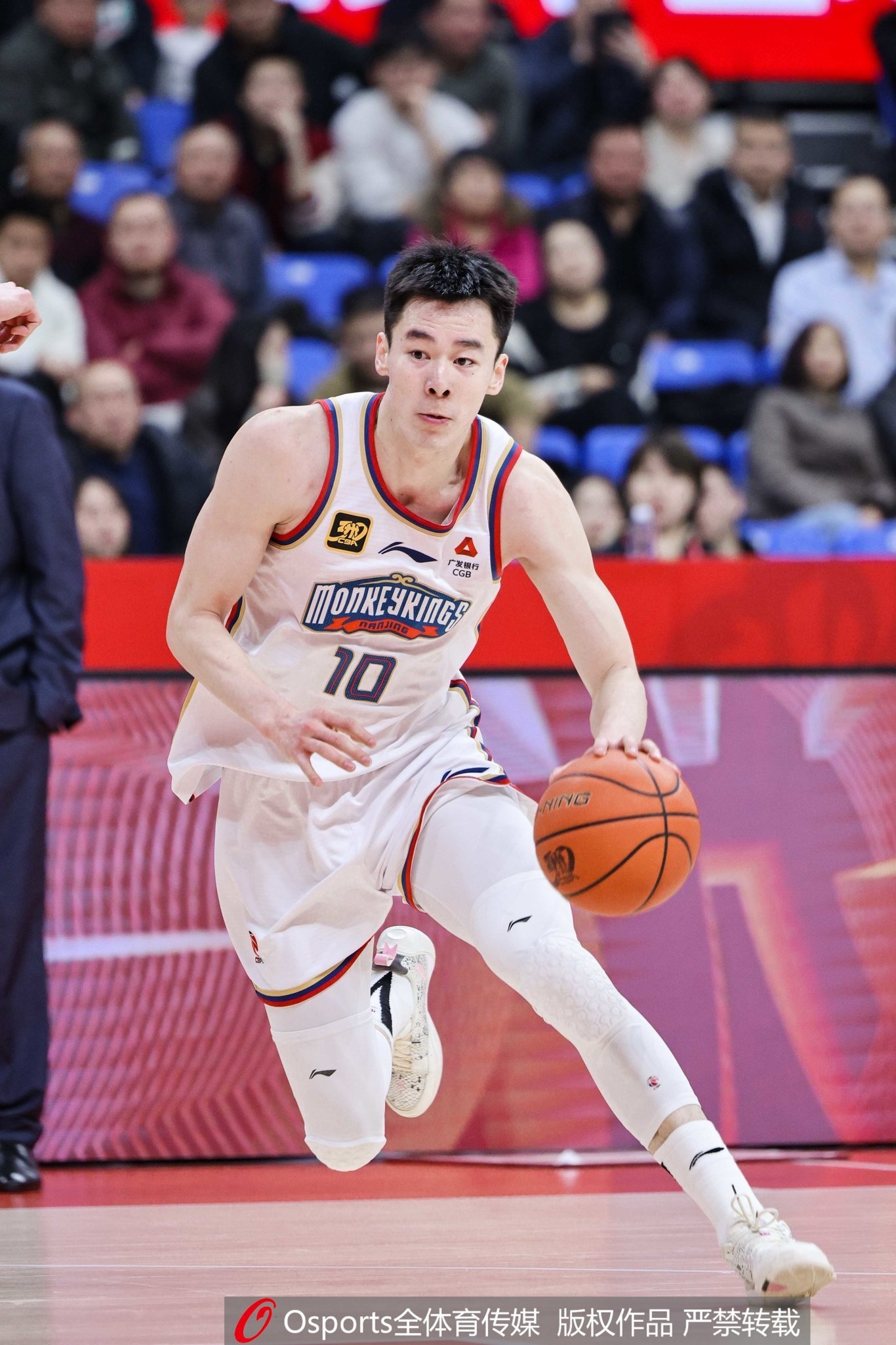  沖擊力十足！郭昊文17投5中&罰球14中12 得到24分10板5助